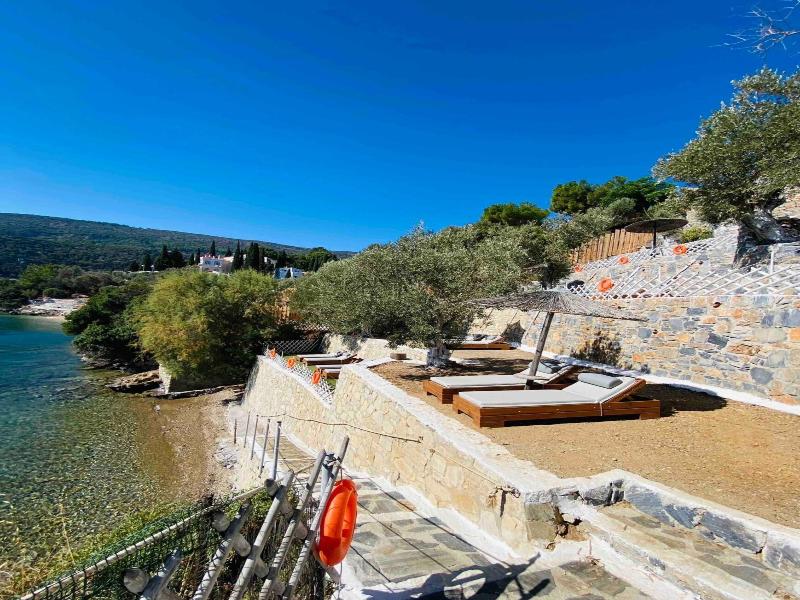 Nafsika Villas image