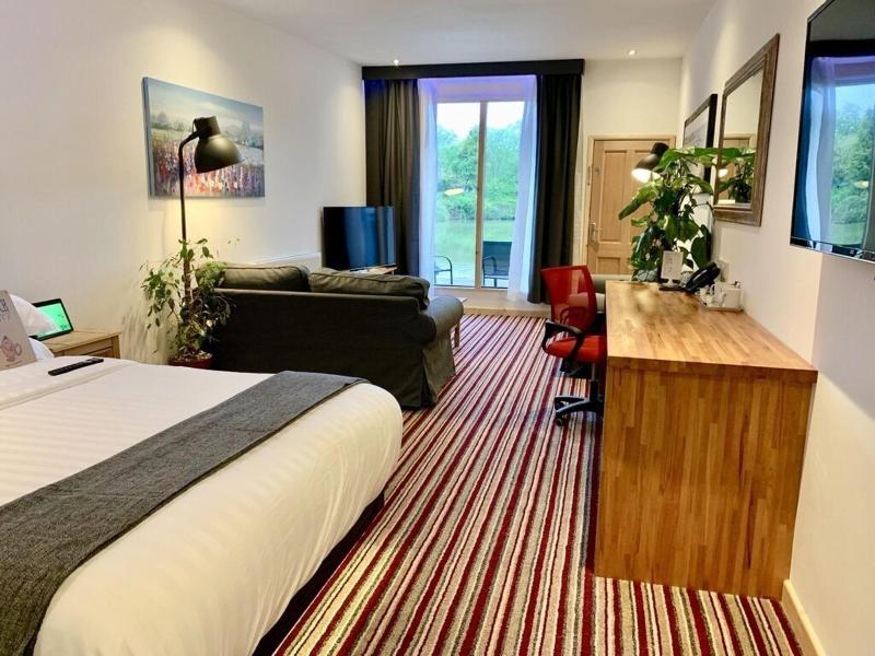 The Waterfront Lodges image