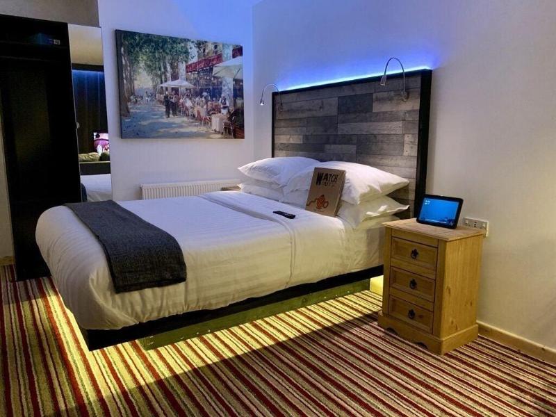 The Waterfront Lodges image