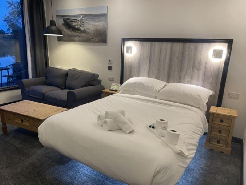 The Waterfront Lodges image