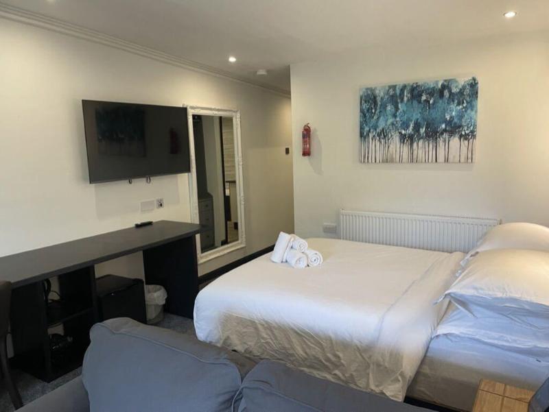 The Waterfront Lodges image