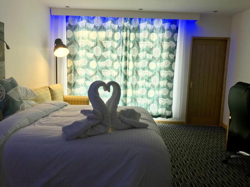 The Waterfront Lodges image