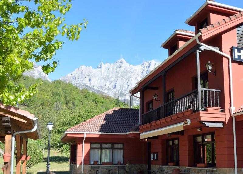 Hotel El Jisu image