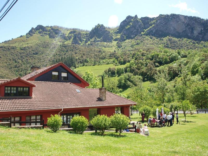 Hotel El Jisu image