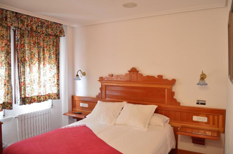 Hotel El Jisu image