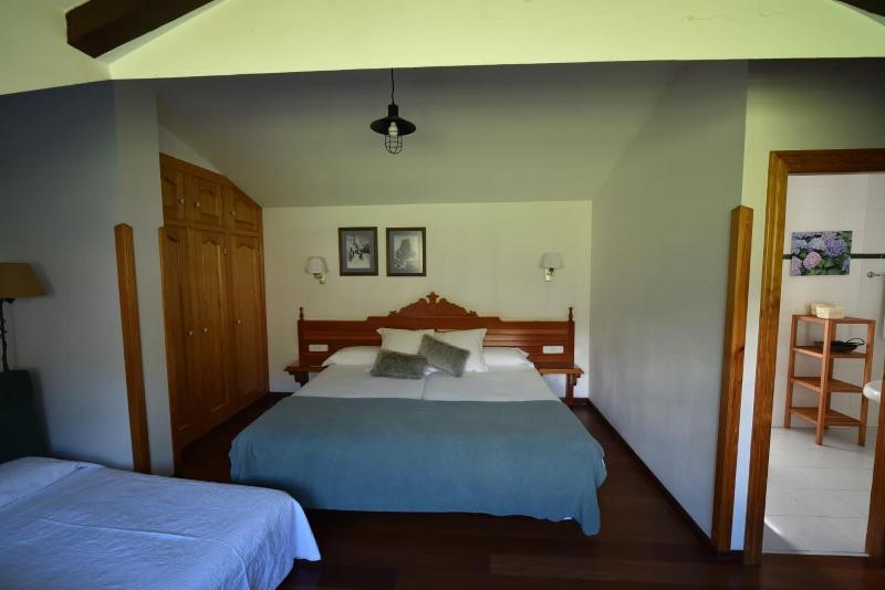 Hotel El Jisu image