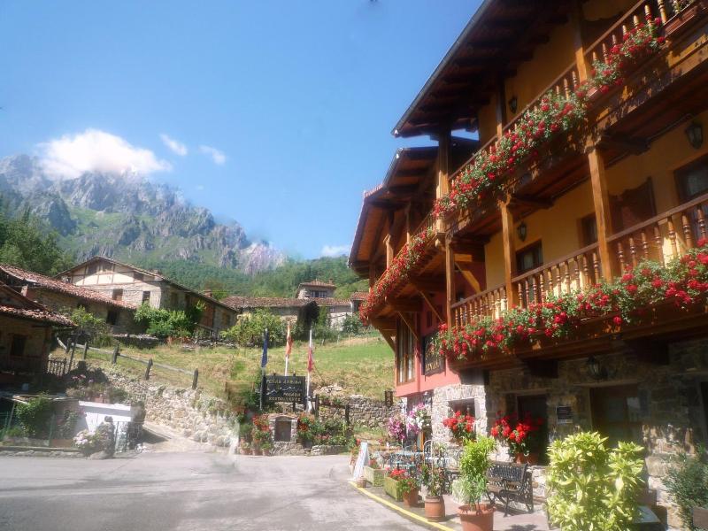 Posada Peñas Arriba image