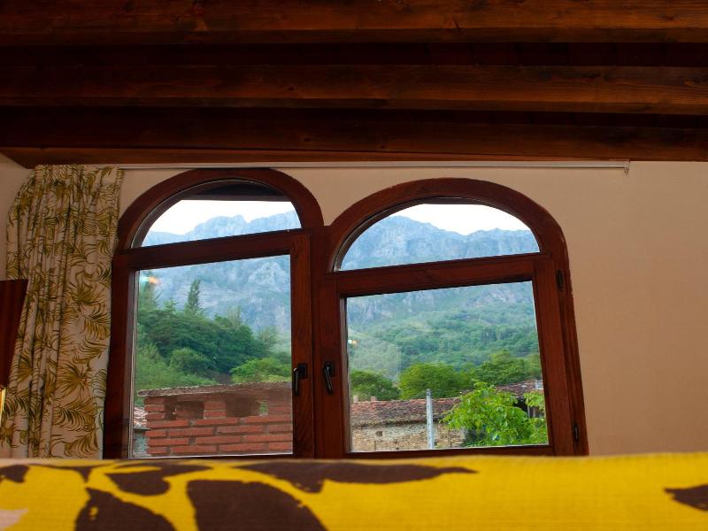 Posada Peñas Arriba image