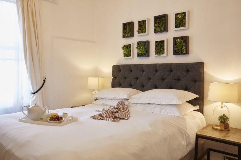 Lyme Townhouse image