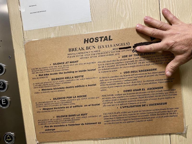 Break BCN - Hostal & Coffeebar image