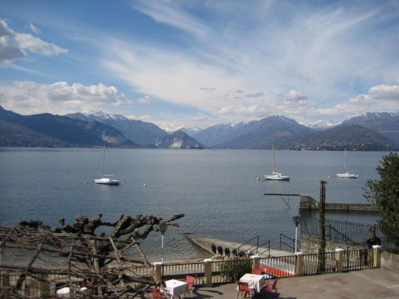 Albergo Riva image