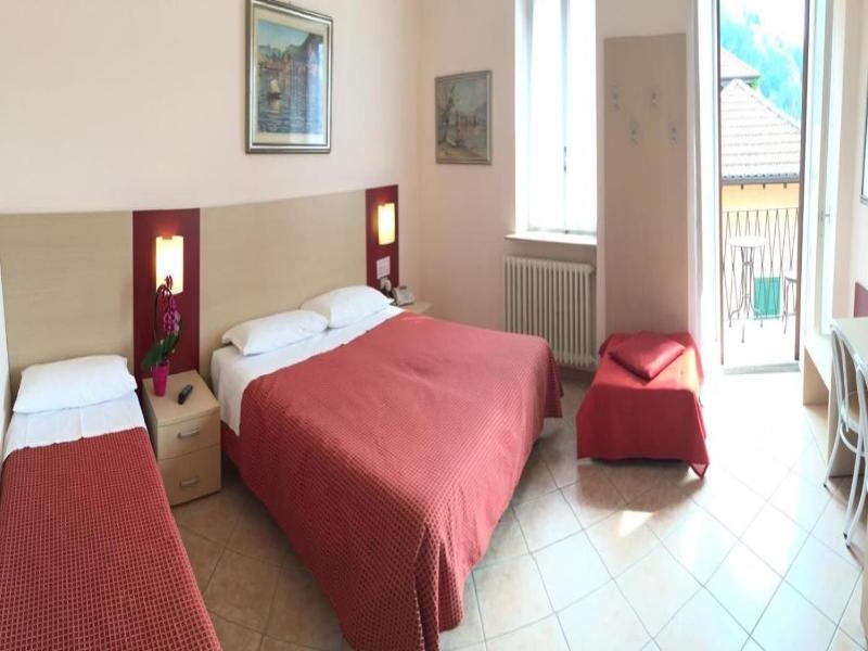 Albergo Riva image