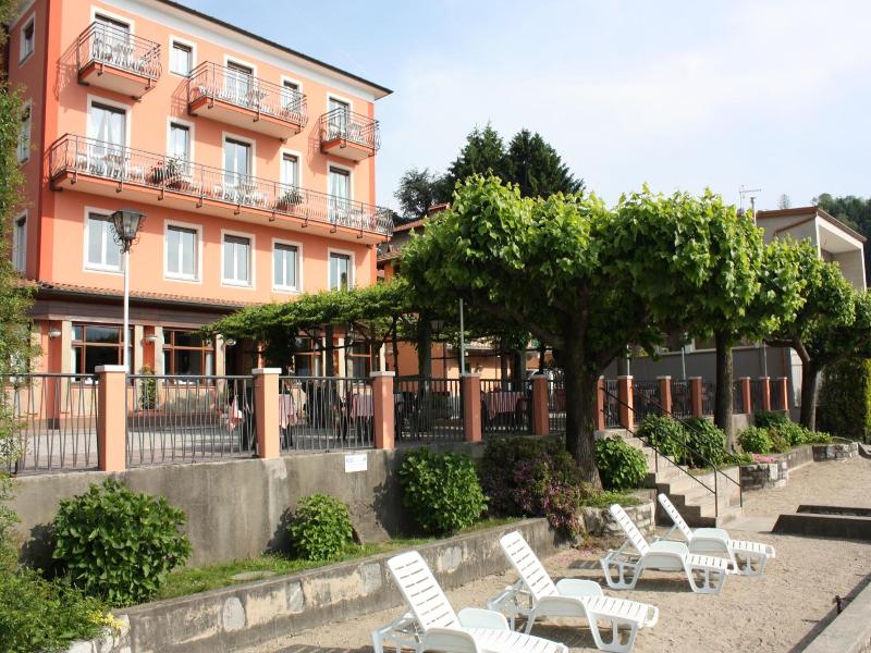 Albergo Riva image