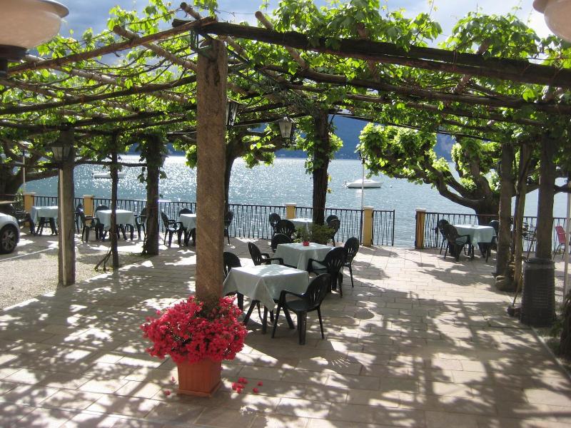 Albergo Riva image