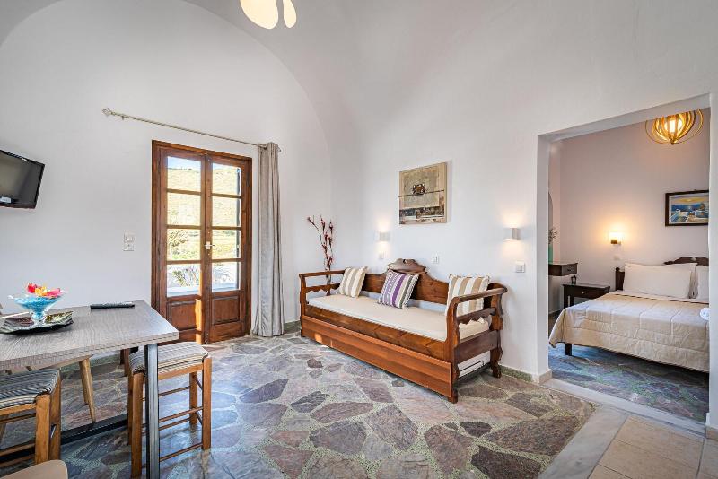Agia Irini image