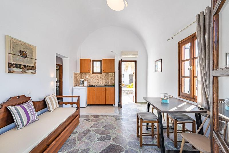 Agia Irini image