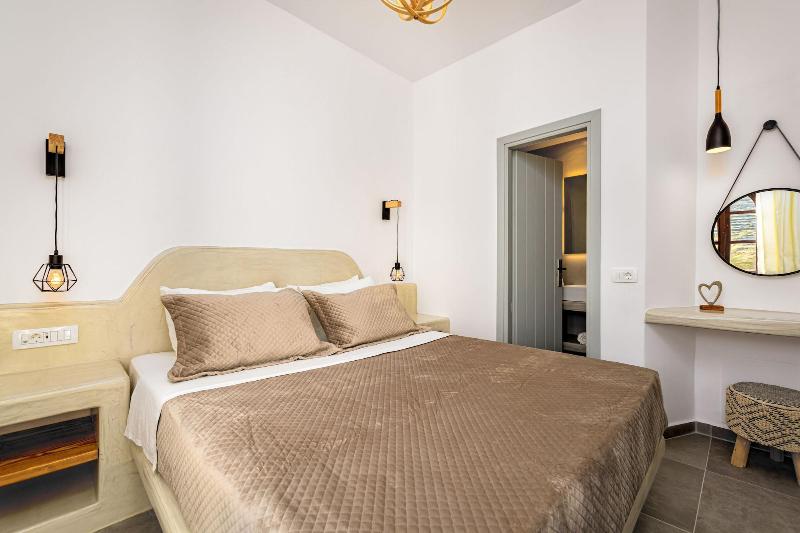 Agia Irini image
