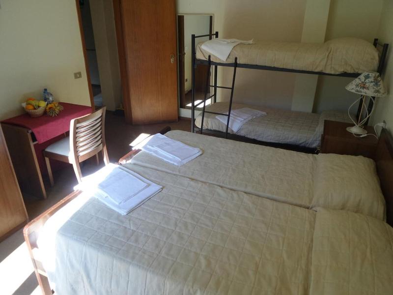 Hotel La Sorgente image