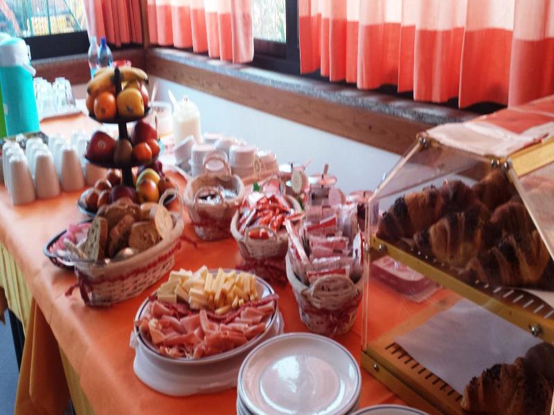 Albergo Ristorante Lavedo image
