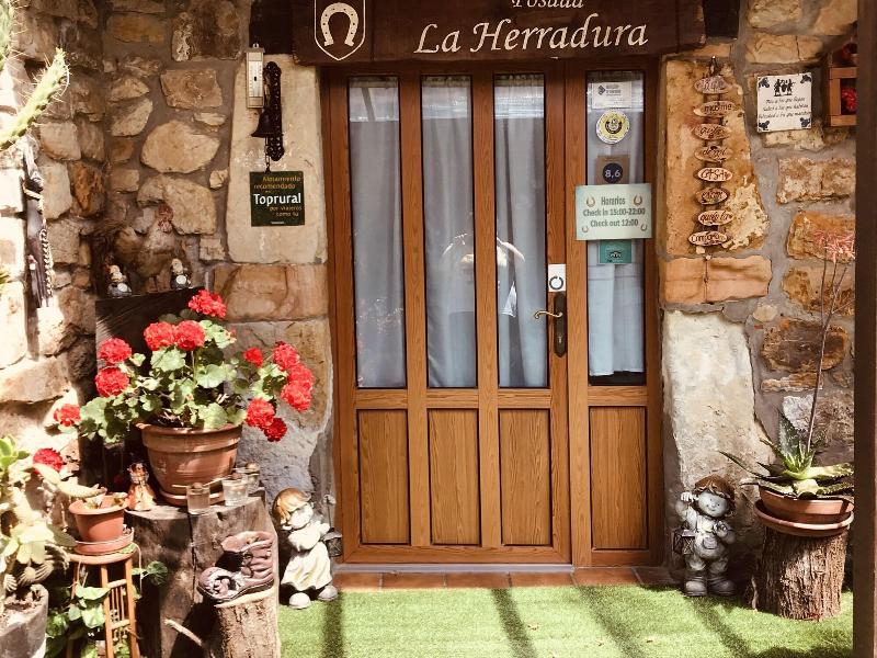 Posada La Herradura image
