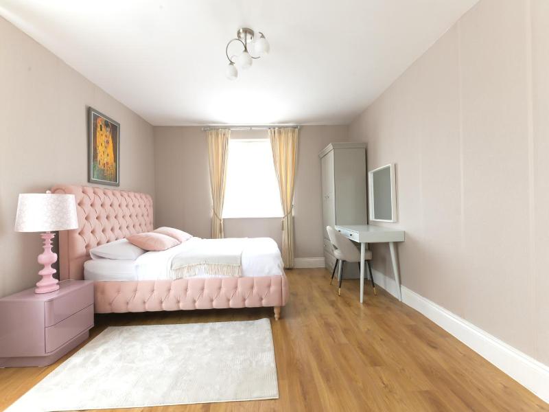 Kato London Haus image