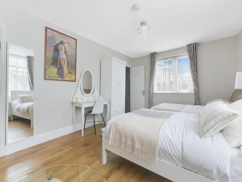 Kato London Haus image