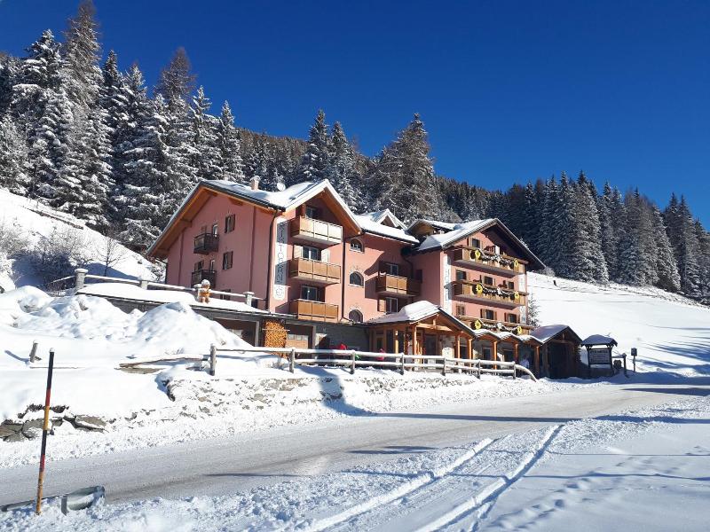 Hotel La Roccia — general view