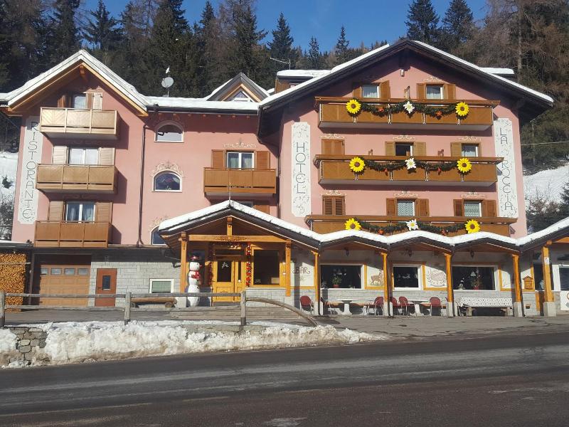 Hotel La Roccia image
