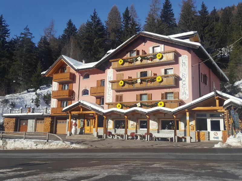 Hotel La Roccia image