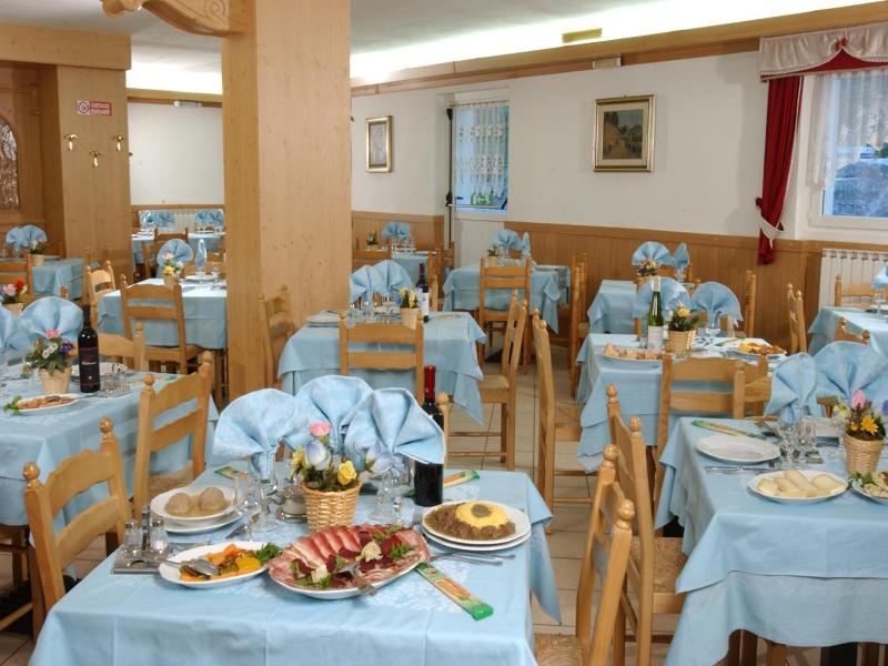 Hotel La Roccia image