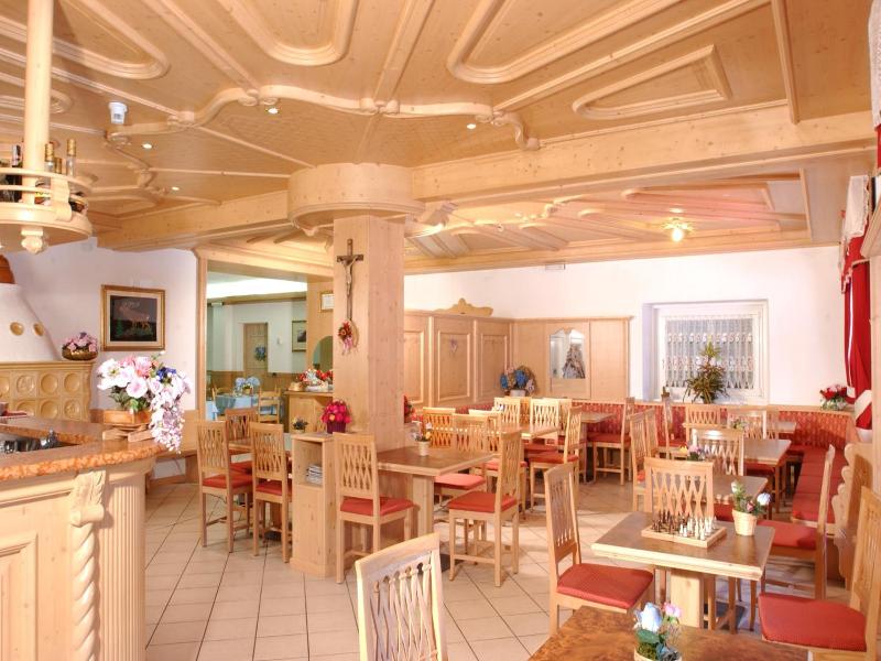 Hotel La Roccia image