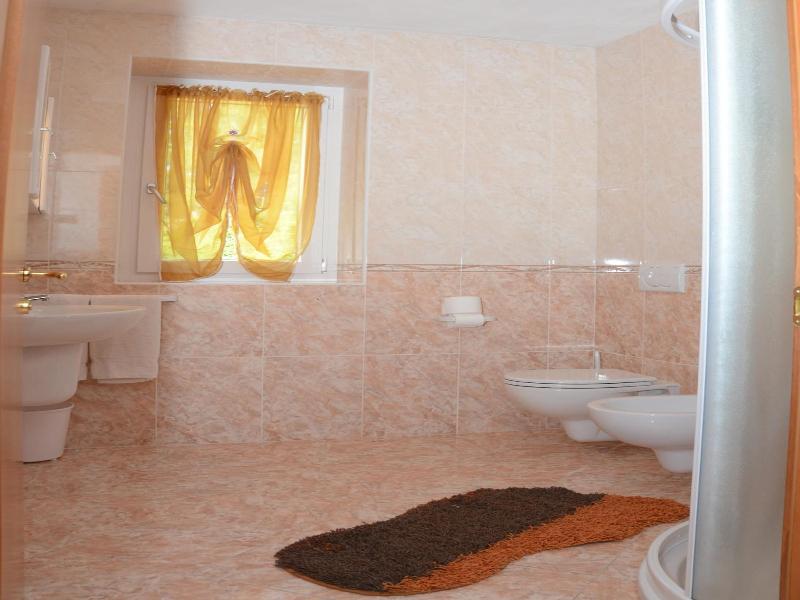 Hotel La Roccia image