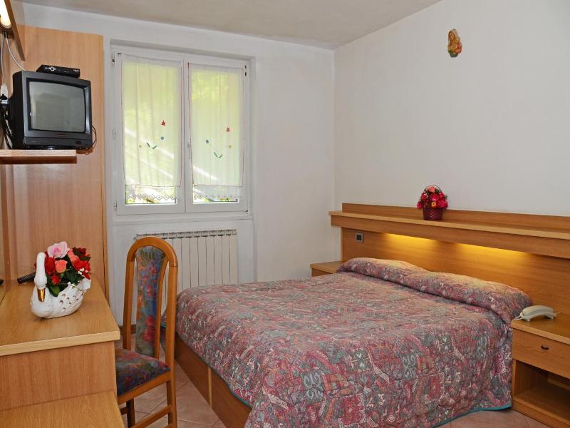 Hotel La Roccia image