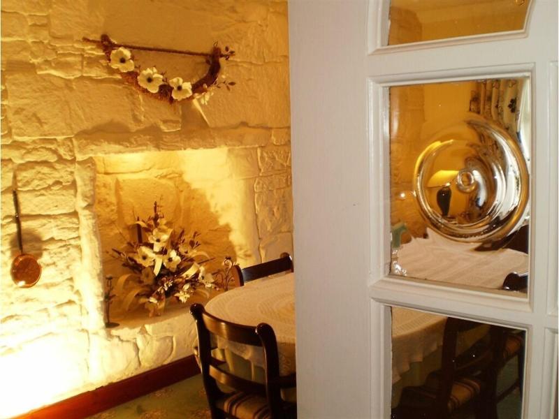Shawlee Cottage image