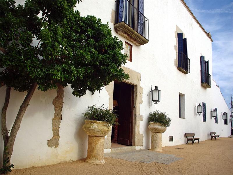 El Far Hotel Restaurant image