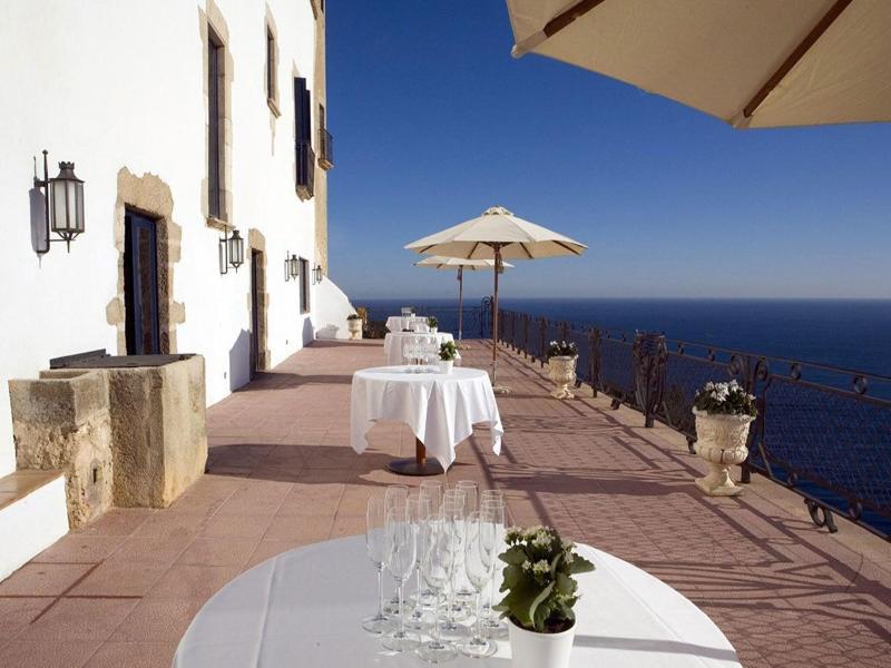 El Far Hotel Restaurant image