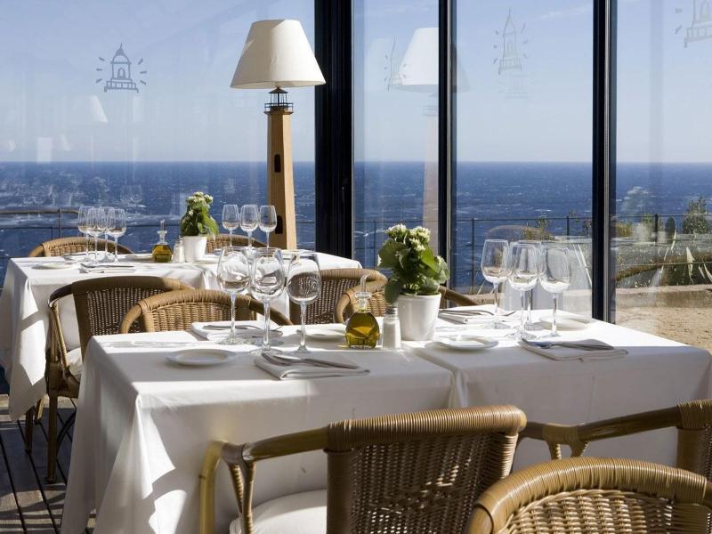 El Far Hotel Restaurant image