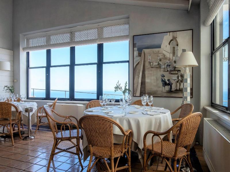 El Far Hotel Restaurant image