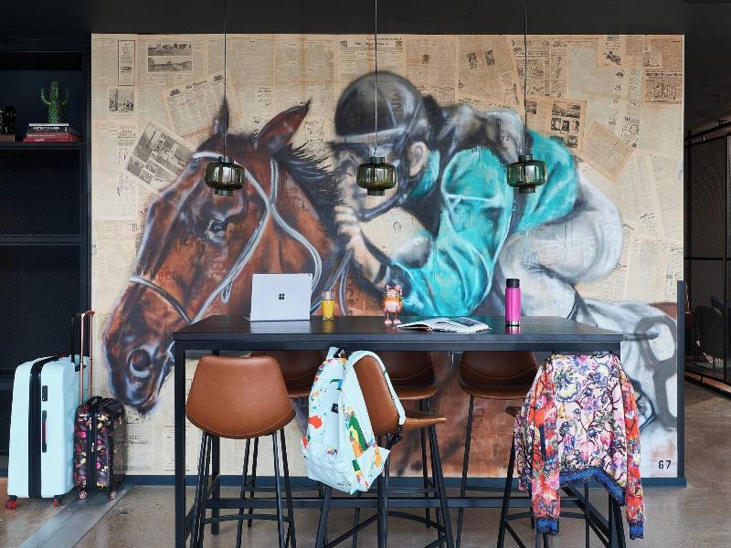 Moxy Chester image