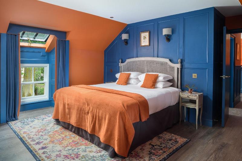 Meikleour Arms Hotel And Restaurant image