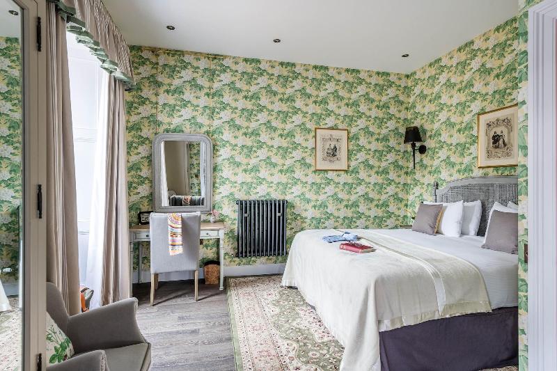 Meikleour Arms Hotel And Restaurant image