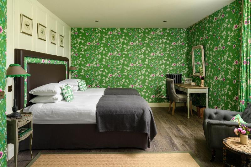 Meikleour Arms Hotel And Restaurant image