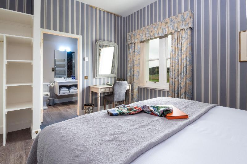 Meikleour Arms Hotel And Restaurant image