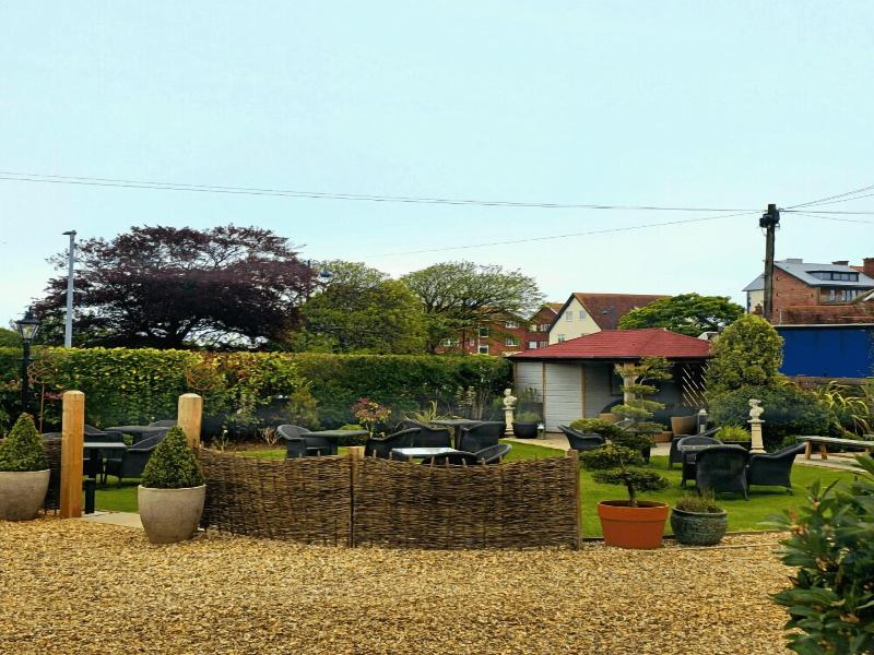Burlington Berties image