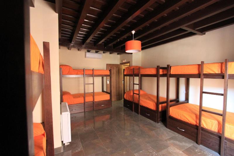 Hostel Mii Mercader De Sedas image