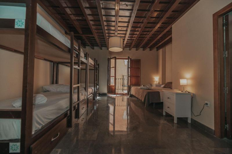 Hostel Mii Mercader De Sedas image