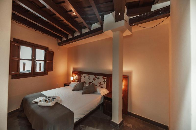 Hostel Mii Mercader De Sedas image