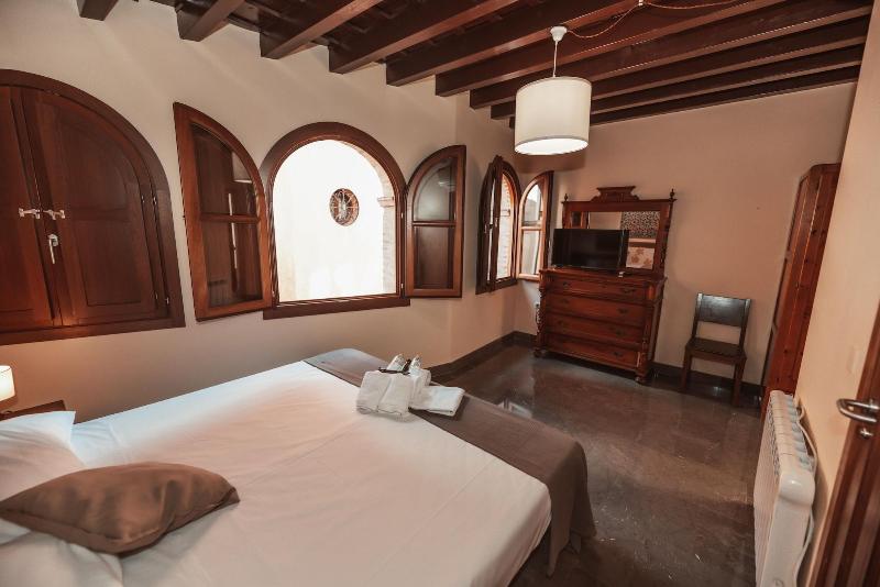 Hostel Mii Mercader De Sedas image