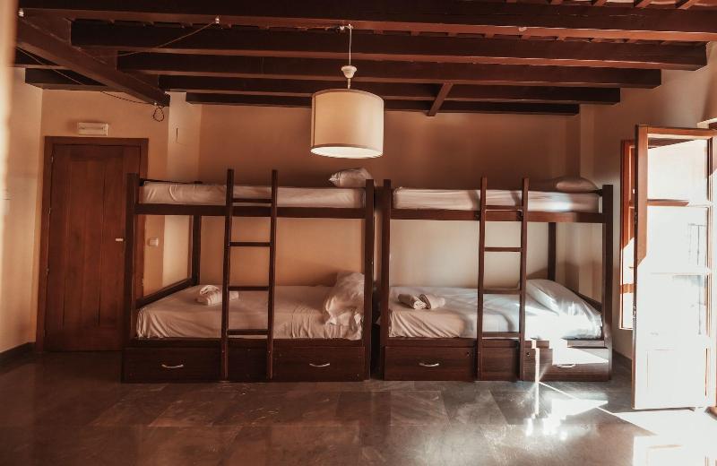 Hostel Mii Mercader De Sedas image