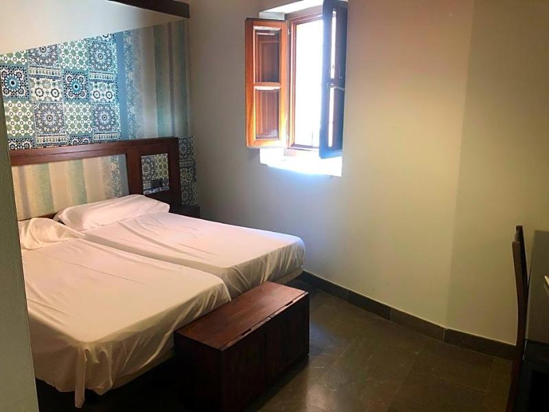 Hostel Mii Mercader De Sedas image